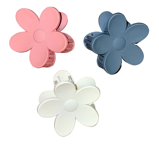 Flower Hair Clips by The Rustic Redbud Boutique | The Rustic Redbud Boutique