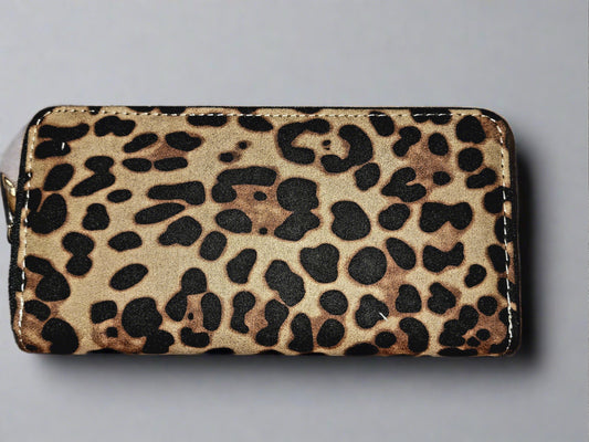 Leopard Wallet by The Rustic Redbud Boutique | The Rustic Redbud Boutique